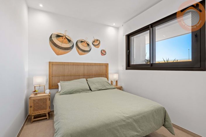 Image No.14-2 Bed Apartment for sale