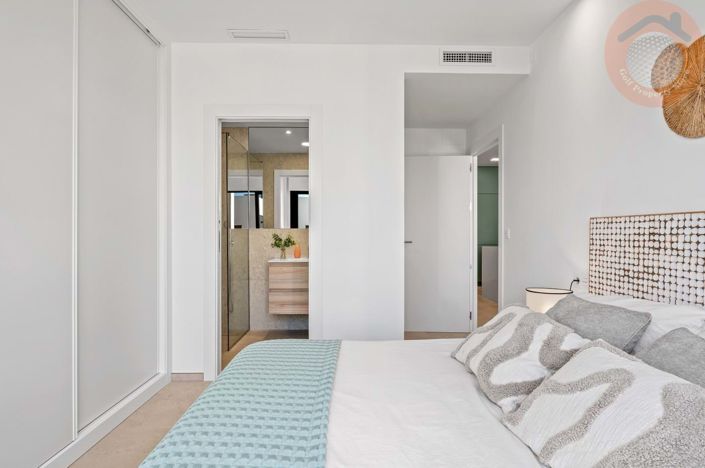 Image No.17-2 Bed Apartment for sale