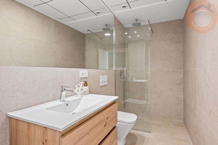 Image No.20-2 Bed Apartment for sale