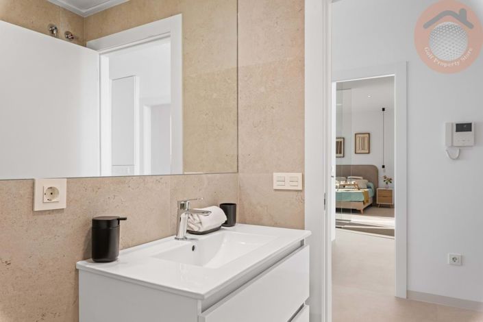 Image No.16-3 Bed Villa for sale