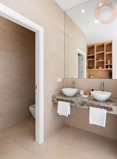 Image No.20-3 Bed Villa for sale