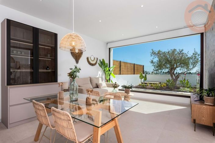 Image No.4-3 Bed Villa for sale