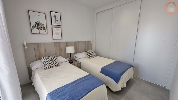 Image No.11-2 Bed Villa for sale