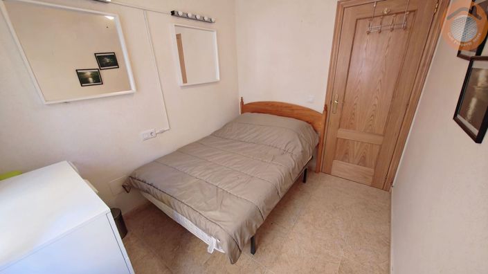 Image No.11-3 Bed Townhouse for sale