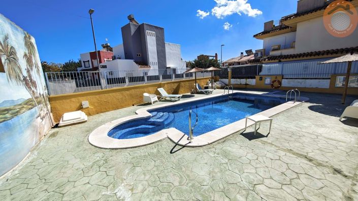 Image No.17-3 Bed Townhouse for sale