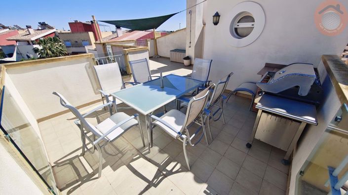 Image No.29-3 Bed Townhouse for sale