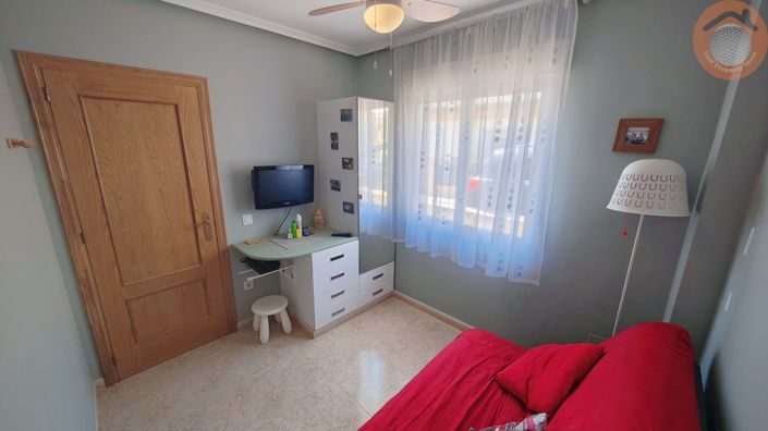 Image No.7-3 Bed Townhouse for sale