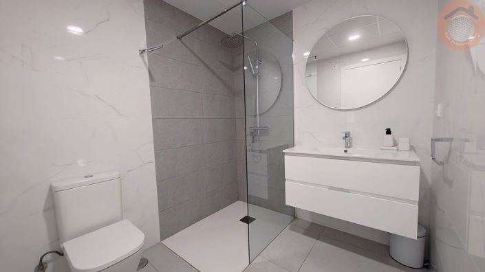 Image No.21-2 Bed Townhouse for sale