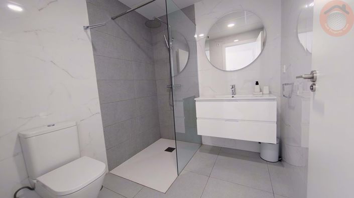 Image No.22-2 Bed Townhouse for sale