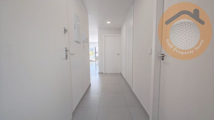 Image No.25-2 Bed Townhouse for sale