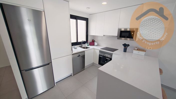Image No.4-2 Bed Townhouse for sale