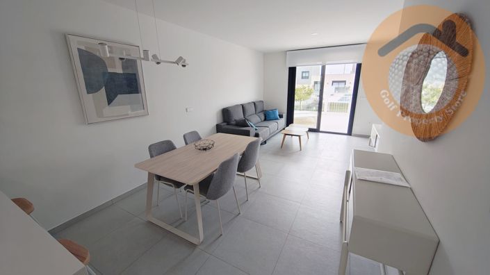 Image No.9-2 Bed Townhouse for sale