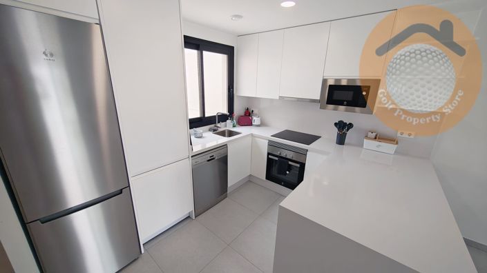 Image No.10-2 Bed Townhouse for sale