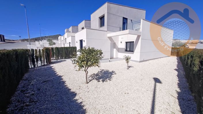 Image No.25-3 Bed Townhouse for sale