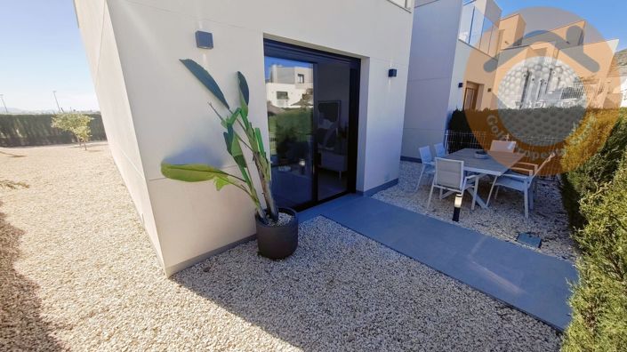 Image No.26-3 Bed Townhouse for sale