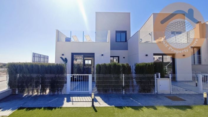 Image No.27-3 Bed Townhouse for sale