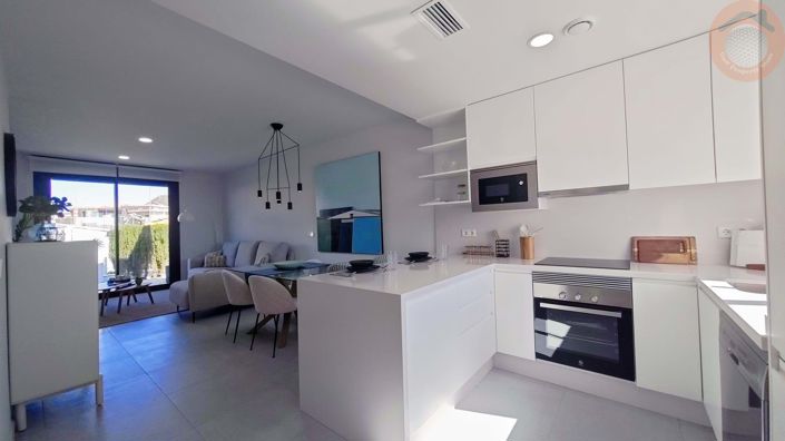 Image No.9-3 Bed Townhouse for sale