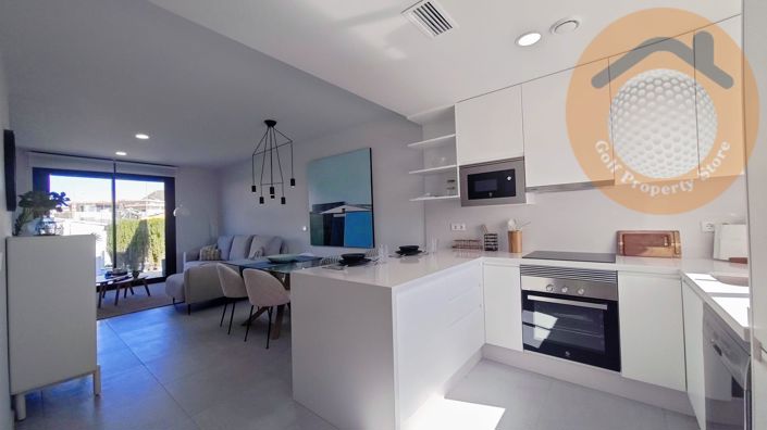 Image No.9-3 Bed Townhouse for sale