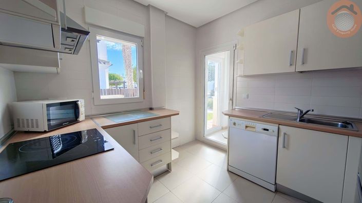Image No.12-2 Bed Villa for sale