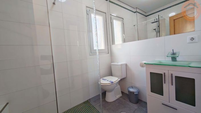 Image No.16-2 Bed Villa for sale