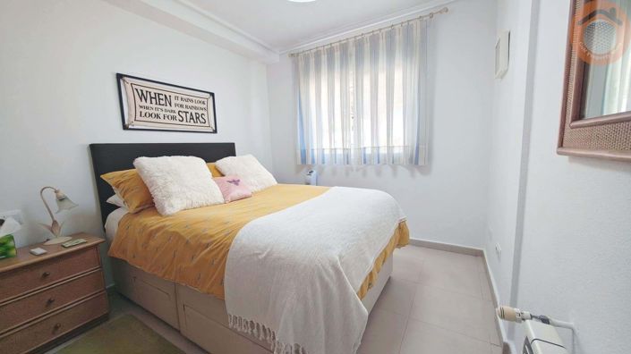 Image No.17-2 Bed Townhouse for sale