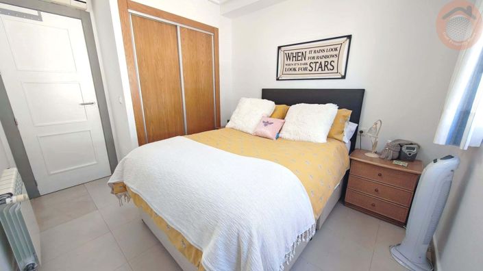 Image No.18-2 Bed Townhouse for sale