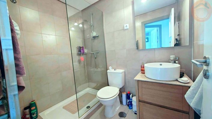 Image No.19-2 Bed Townhouse for sale