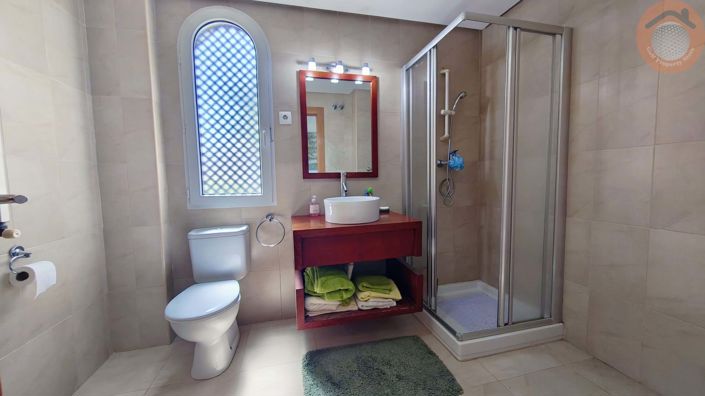 Image No.12-2 Bed Apartment for sale
