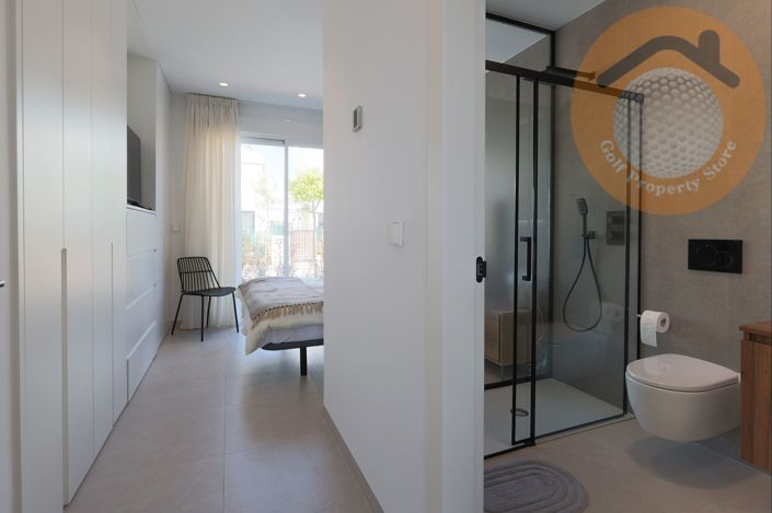 Image No.14-3 Bed Villa for sale