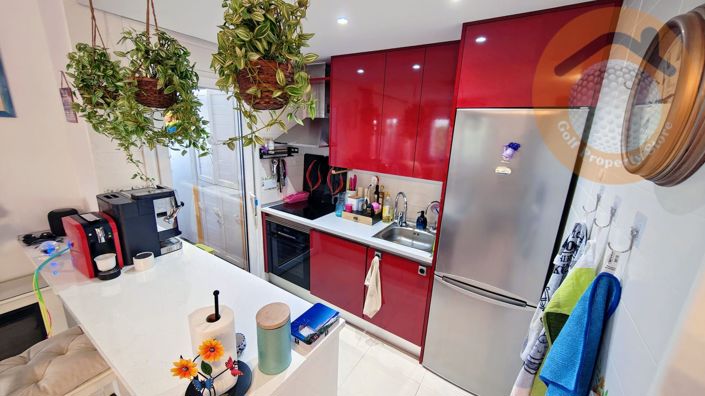 Image No.8-2 Bed Townhouse for sale
