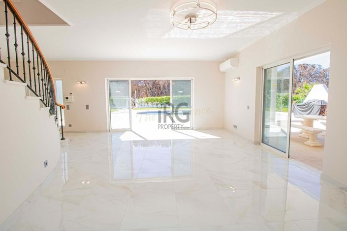 Image No.9-Villa de 5 chambres à vendre à Vilas Alvas