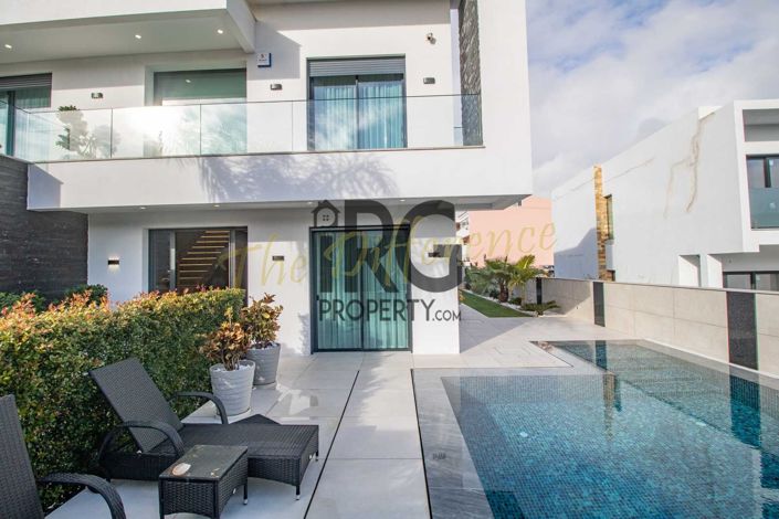 Image No.4-4 Bed Villa for sale