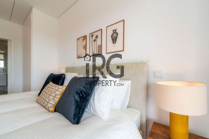 Image No.57-3 Bed Townhouse for sale