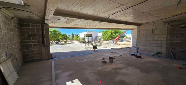 Image No.14-4 Bed Villa for sale