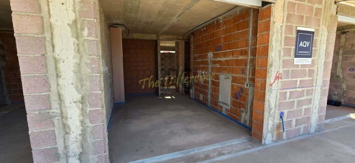 Image No.32-4 Bed Villa for sale