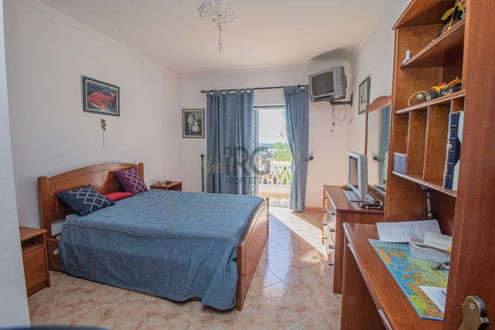 Image No.20-5 Bed Villa for sale