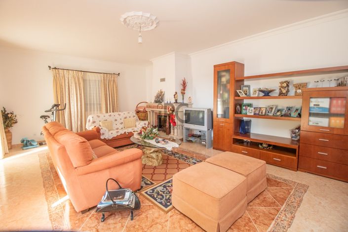 Image No.5-5 Bed Villa for sale