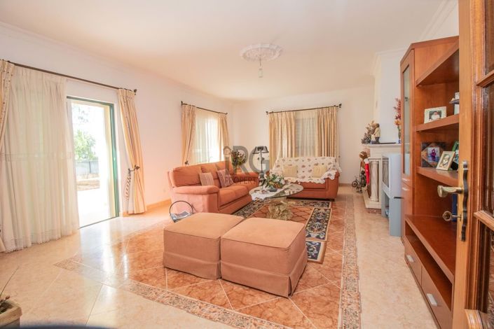 Image No.6-5 Bed Villa for sale