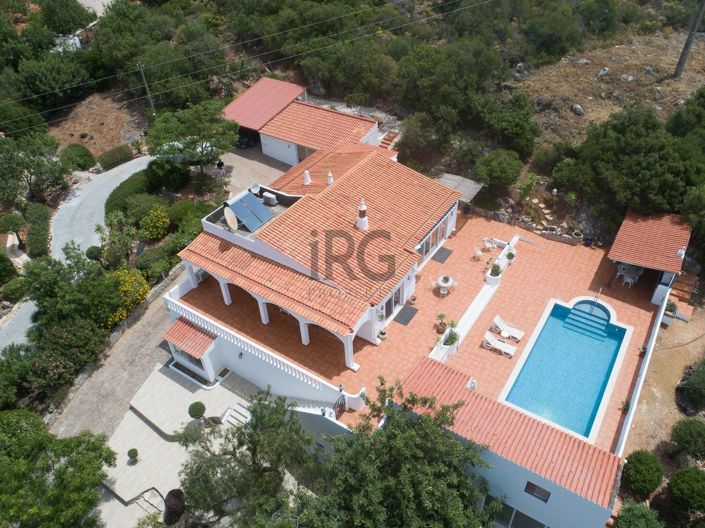 Image No.3-Villa de 4 chambres à vendre à Santa Bárbara de Nexe