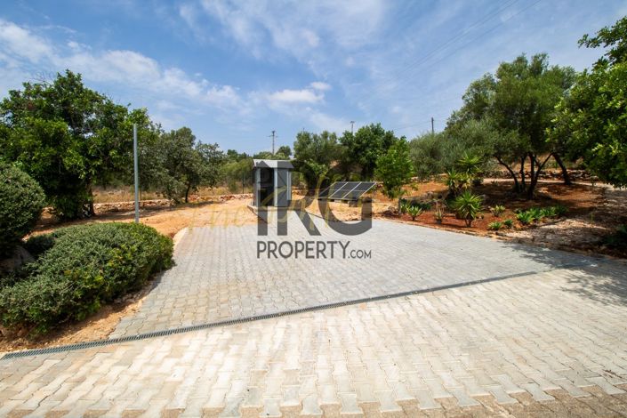 Image No.40-4 Bed Villa for sale
