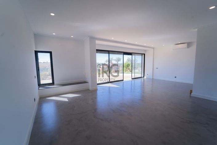 Image No.11-5 Bed Villa for sale