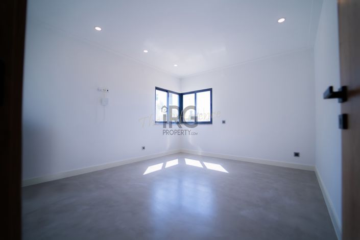 Image No.16-5 Bed Villa for sale