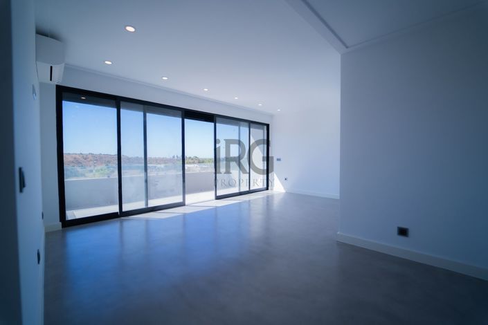 Image No.23-5 Bed Villa for sale