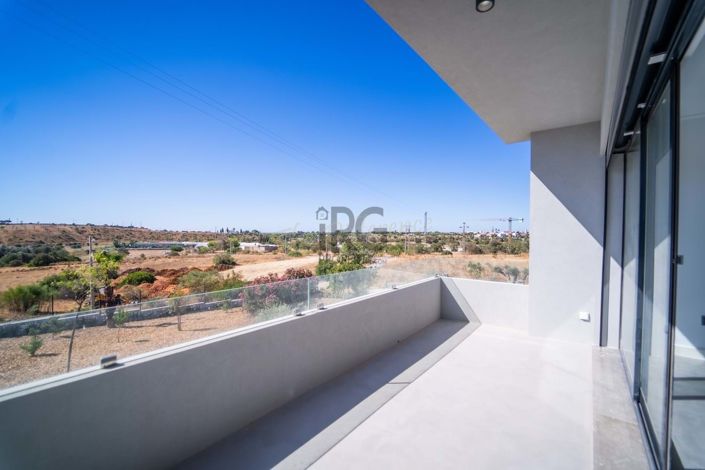 Image No.26-5 Bed Villa for sale