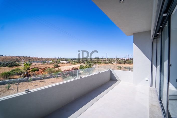 Image No.26-5 Bed Villa for sale