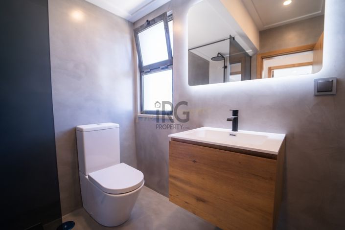 Image No.29-5 Bed Villa for sale