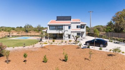 2092-369675-7cad0fe82e642c54e3fe1d772f22d68ea