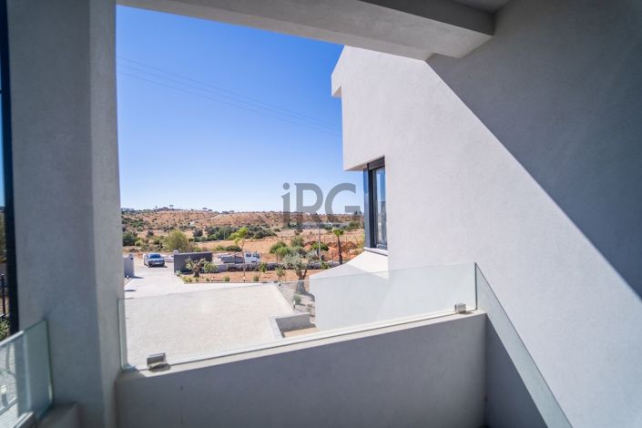 Image No.34-5 Bed Villa for sale