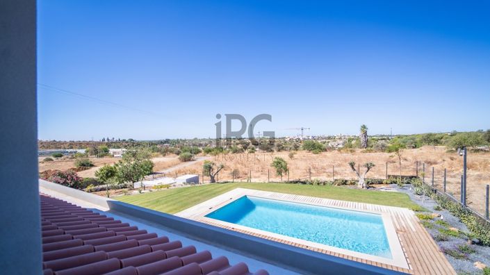 Image No.42-5 Bed Villa for sale