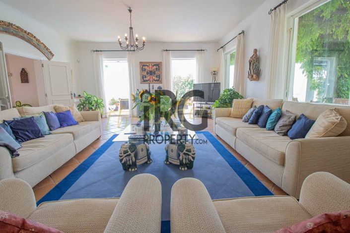 Image No.17-4 Bed Villa for sale